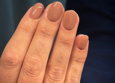 Elegant nude manikura dostupna u Amber beauty lounge, Zagreb, Grad Zagreb, HR.