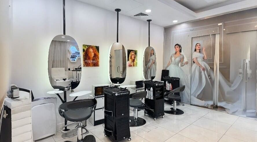 ديكور أنيق في صالون ريما - هيلتون جدة يعكس أناقة المكان. جدة، منطقة مكة، السعودية.