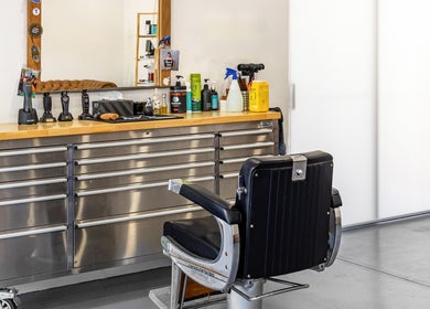 Modern barber station at Dapper Man London, West Wollongong, New South Wales, AU. Sleek and stylish grooming setup.