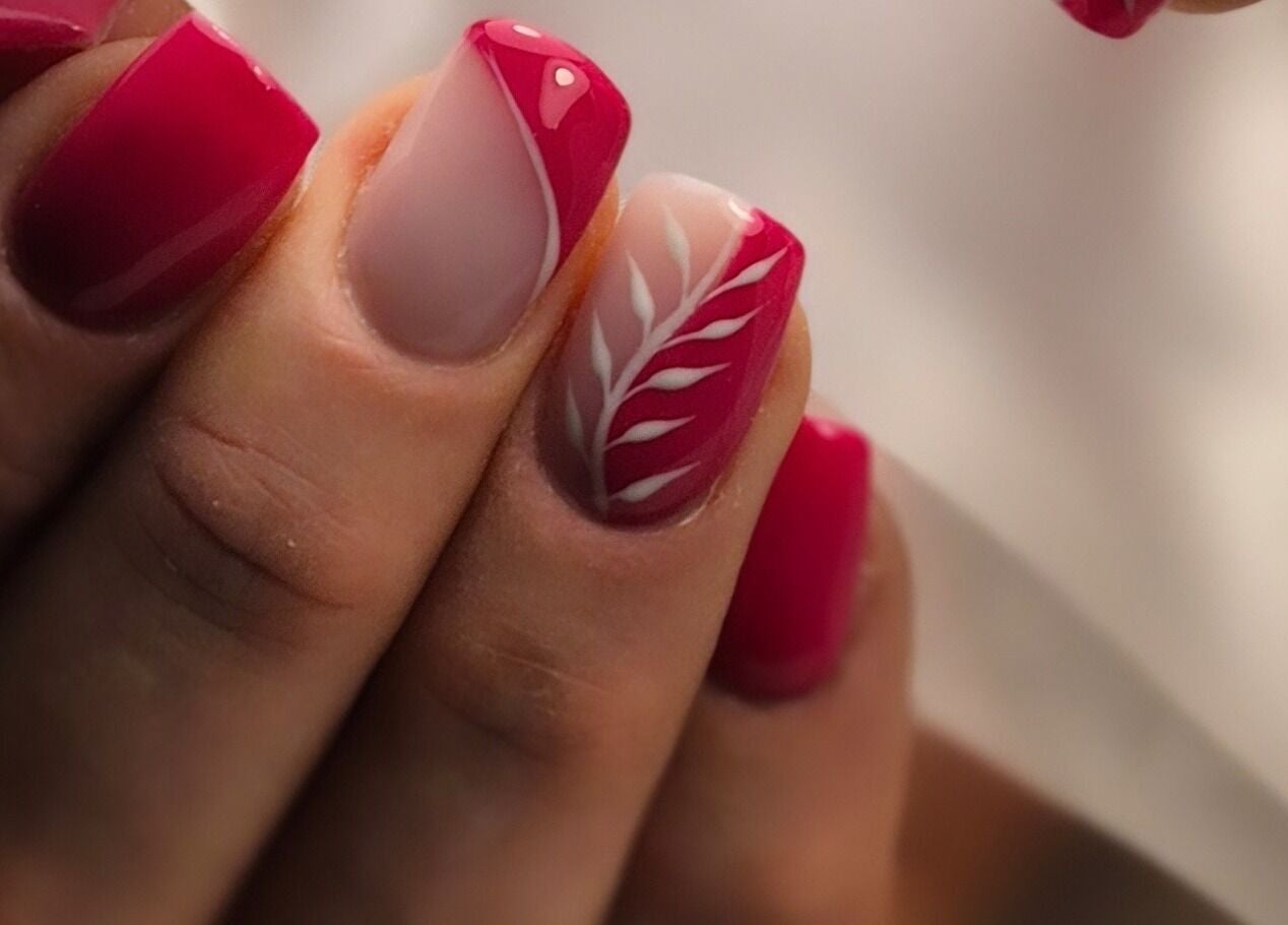 Nail art élégant à LS Ongles, Lantéfontaine, Grand Est, FR.