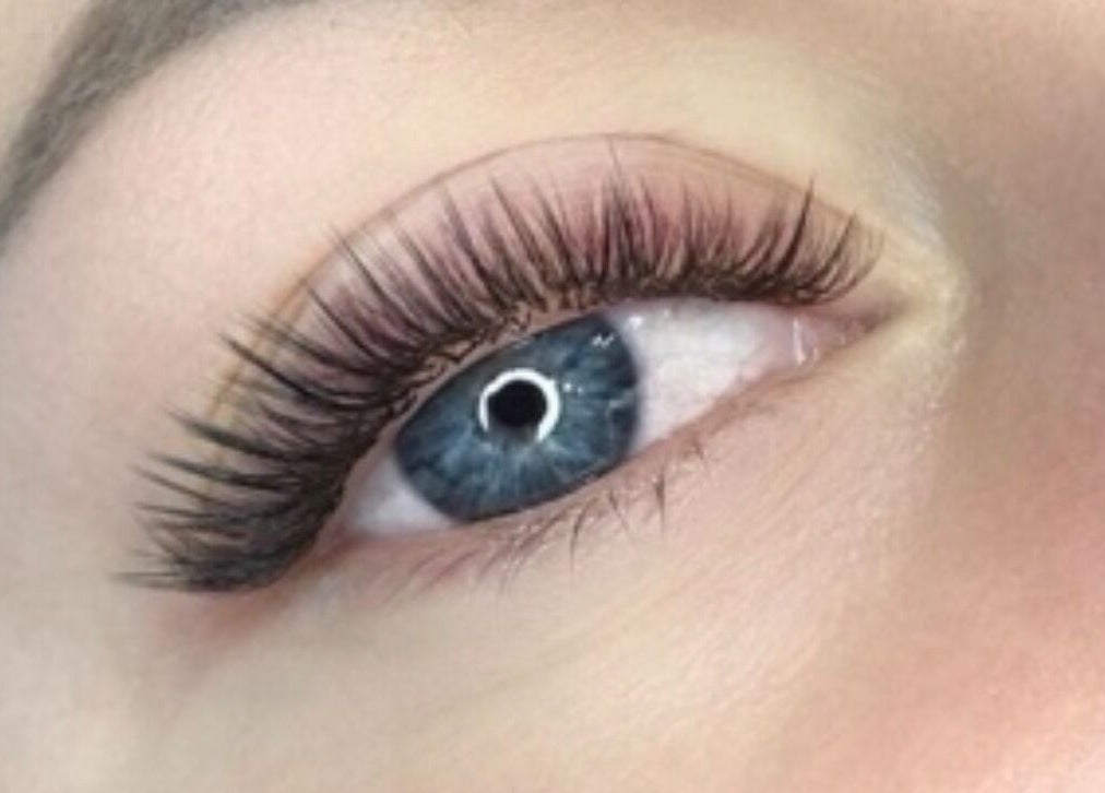 Close-up of enhanced lashes at GlowHeadSpa, San Pawl Il-baħar, MT.