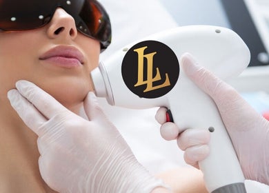Facial laser treatment at Lumenius Luxe in West Hartford, Connecticut, US showcasing expert care and technology.
