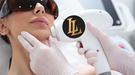 Facial laser treatment at Lumenius Luxe in West Hartford, Connecticut, US showcasing expert care and technology.