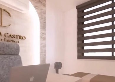 Interior del Daniela Castro Centro Estético, moderno y elegante en Portoviejo, Manabí, EC.