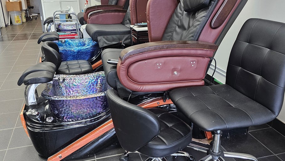 Elegant pedicure chairs at Iconic Nails Lounge, Vernon, British Columbia, CA, showcasing luxury and comfort.
