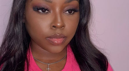 Close-up of a woman with stunning makeup at Beauty Endurance, Freeport, Freeport, BS.
