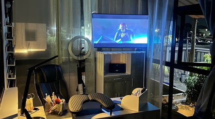 Modern Wellah Nails salon interior at Cap Malheureux, Rivière Du Rempart District, MU showcasing stylish decor.