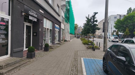 Вход в Salon Twój Styl на уютной улице в Гдыня, Воеводство Поморское, PL.