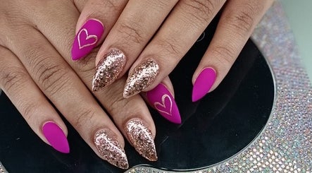 Sparkling glitter and pink nail art at Traveling Nail Babe, Cape Town, Western Cape, ZA.
