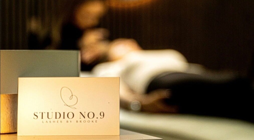 Studio No.9, Scunthorpe, England, GB. A calm atmosphere with a Studio No.9 card in focus. Relaxing therapy session.