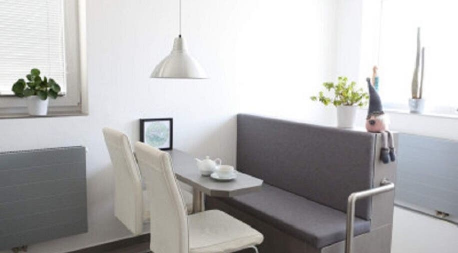 Příjemný koutek s posezením v Masáže u Maki, Ostrovačice, Jihomoravský Kraj, CZ.