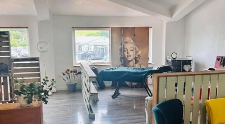 Modern interior at Tracey Jack Hair at Evolve, Newquay, England, GB, featuring stylish decor and comfortable seating.