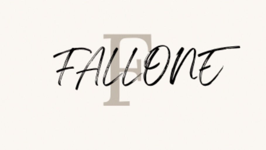 Logo élégant de Beauty Fallone à Cholet, Pays De La Loire, FR, avec typographie moderne.
