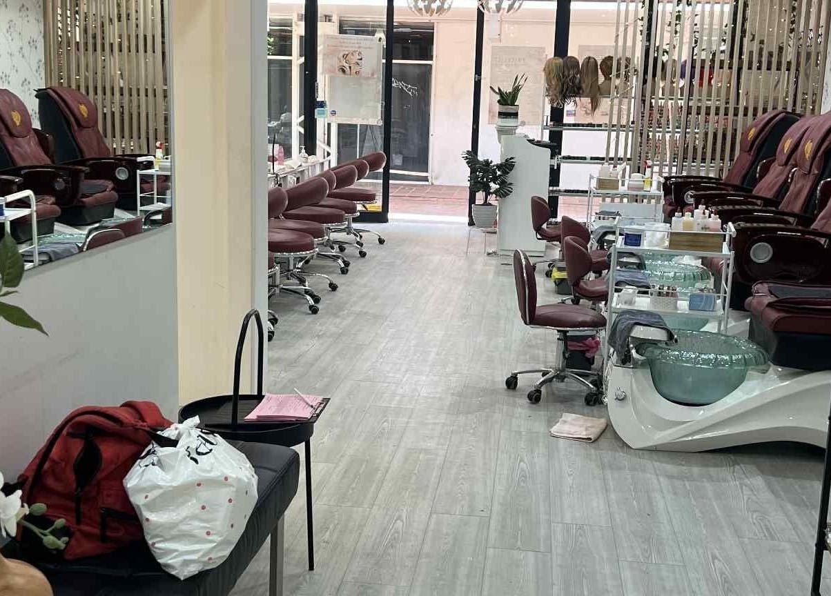 Relaxing spa chairs at VBeauty Dickson, Dickson, Australian Capital Territory, AU, for premium beauty treatments.