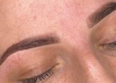 Close-up of expertly shaped eyebrows at Left & Right Beauty in Colchester, England, GB, showcasing flawless beauty.