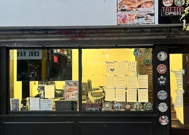 Exterior of Cutsbyraff in Dublin, County Dublin, IE, showcasing tattoo and beauty services.