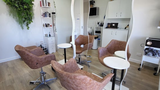 Elvy Hair Design