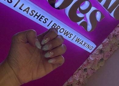 Stylish nail art at Twinkle Toes in Parañaque, Metro Manila, PH, showcasing elegant design and vibrant colors.