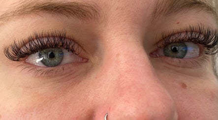 Stunning eyelash extensions at Karina Figueiredo, Brooklyn Park, South Australia, AU.