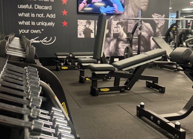 Modern fitness equipment at Honor: Women's Online Fitness Coach in Worksop, England, GB for optimal workouts.