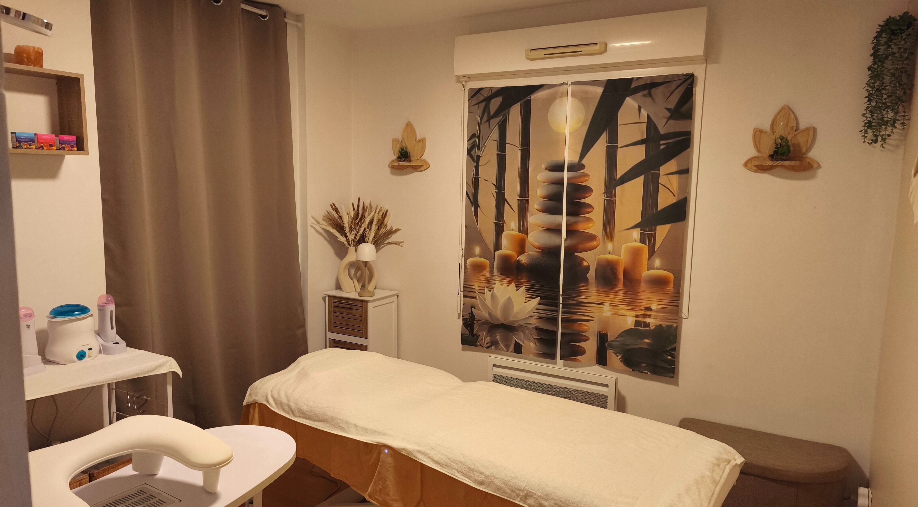Salle de massage relaxante chez Douce'heure pour Soi à Auxerre, Bourgogne-franche-comté, FR.