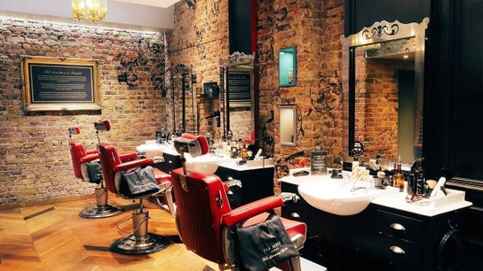 Holborn - Theobald's Road, Ted's Grooming Room 1