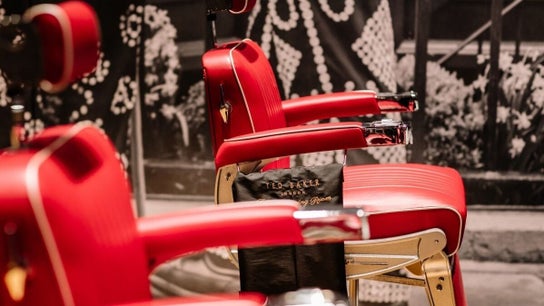 One New Change - Bank, Ted's Grooming Room 1