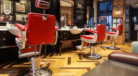 Barber chairs at Ted's Grooming Room, Covent Garden - Great Queen Street, London, England, GB.