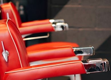 Retro barber chairs at Cabot Place - Canary Wharf, Ted's Grooming Room, London, England, GB.