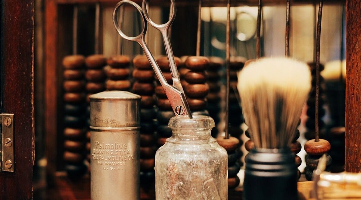 Classic grooming tools at Moorgate, Ted's Grooming Room, London, England, GB. Timeless elegance in barber shop decor.