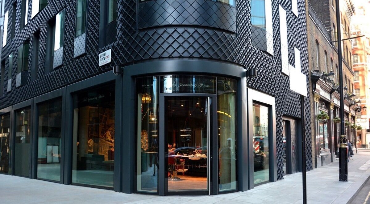 Elegant facade of Ted's Grooming Room at St. James's Park - Butler Place, London, England, GB.