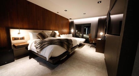 Luxurious bedroom at Sarah Dare Therapies, Boughton-under-blean, England, GB, showcasing elegant decor.