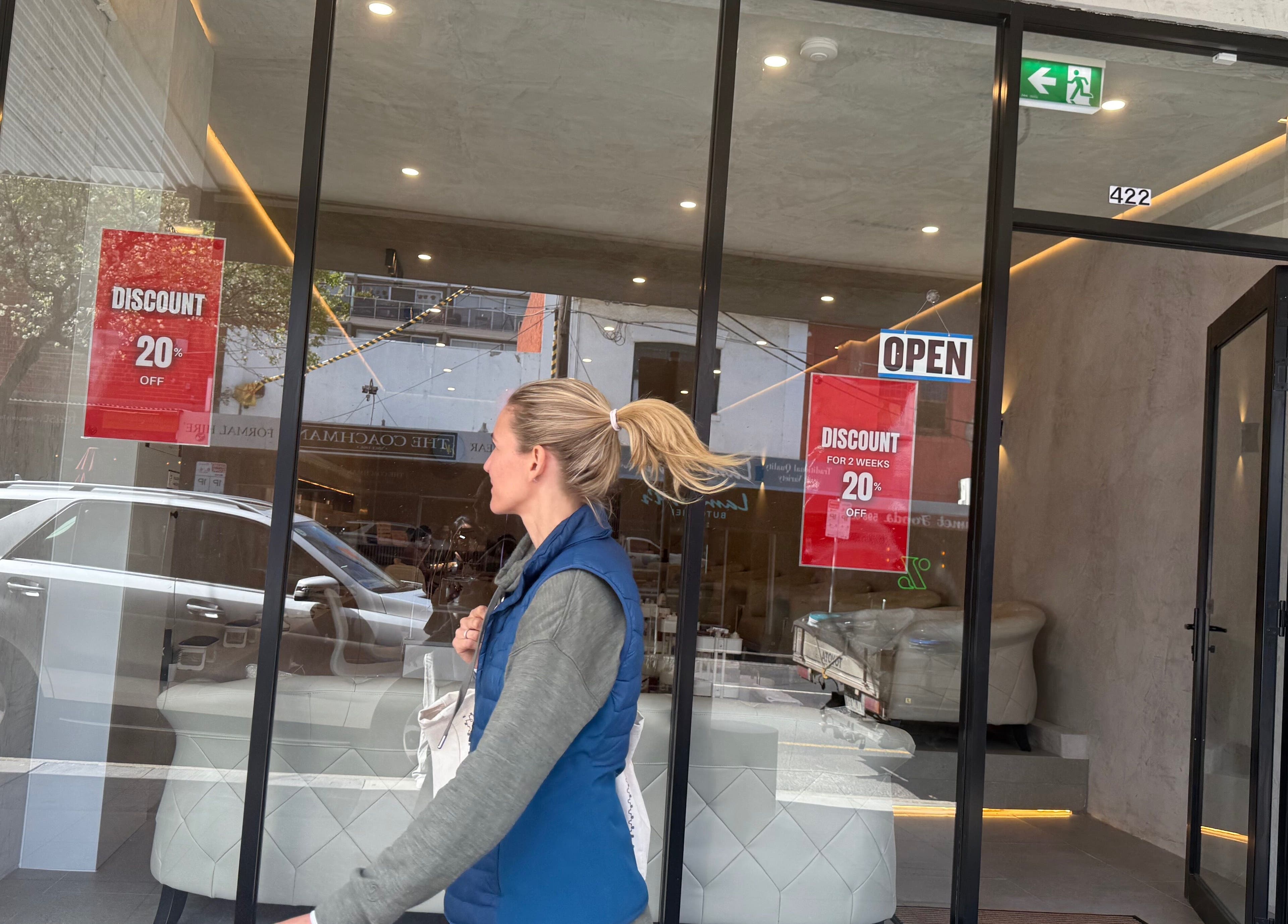 AK.nails _salon storefront in Melbourne, Victoria, AU with a 20% discount sign displayed prominently.