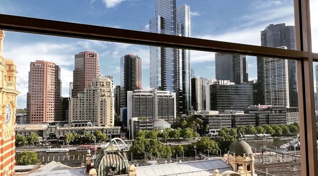 Stunning Melbourne skyline view from LashMap Beauty Studio, located in Melbourne, AU.