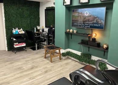 Chic interior of Glam Queen by Bilqis, London, England, GB with modern decor and styling chairs.