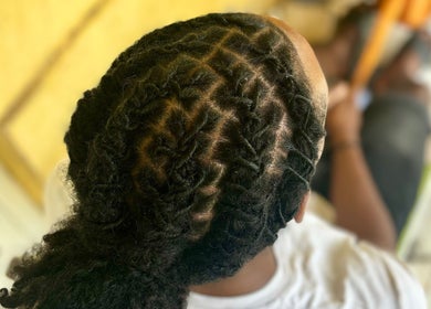 Coiffure tressée sophistiquée à MRK.HAIRSTYLE, Le Lamentin, Fort-de-france, MQ.