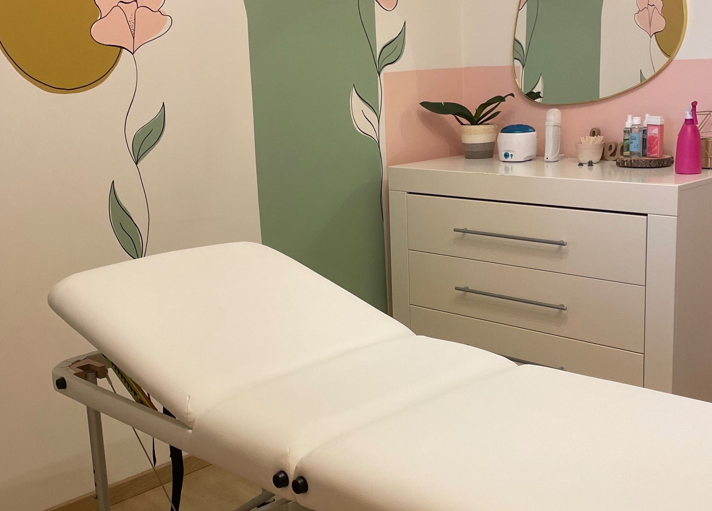 Luxe behandelkamer bij BrazSkin - Beauty Studio, Pelt, Vlaanderen, BE met modern interieur.