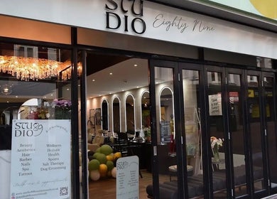 Front view of the inviting Studio Eighty Nine entrance in Bournemouth, England, GB for Claws By Jess.