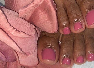 Elegant pink pedicure at Paity’s Nails in Portmore, St. Catherine Parish, JM, highlighting beauty and care.