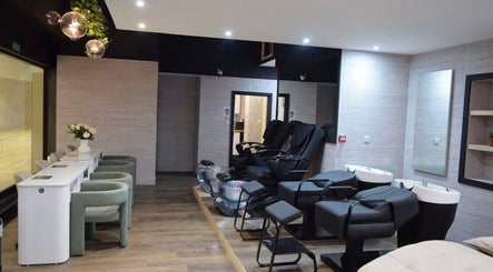 JHO Nails at Studio 89 - Bournemouth image 2