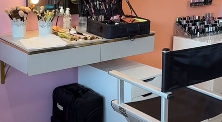 Makeup station at Katelyn Boyce Makeup Artist, Dublin, County Dublin, IE, complete with brushes and products.