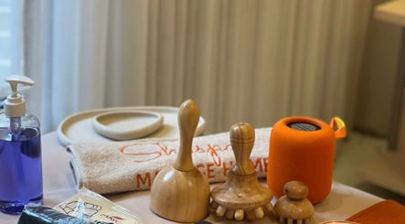 Massage tools and towel at Shospa Home Service I شوسبا خدمة منزلية in Riyadh, Riyadh Province, SA.