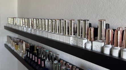Collection de vernis à ongles chez Sousha Beauty à Ducos, Martinique, MQ.