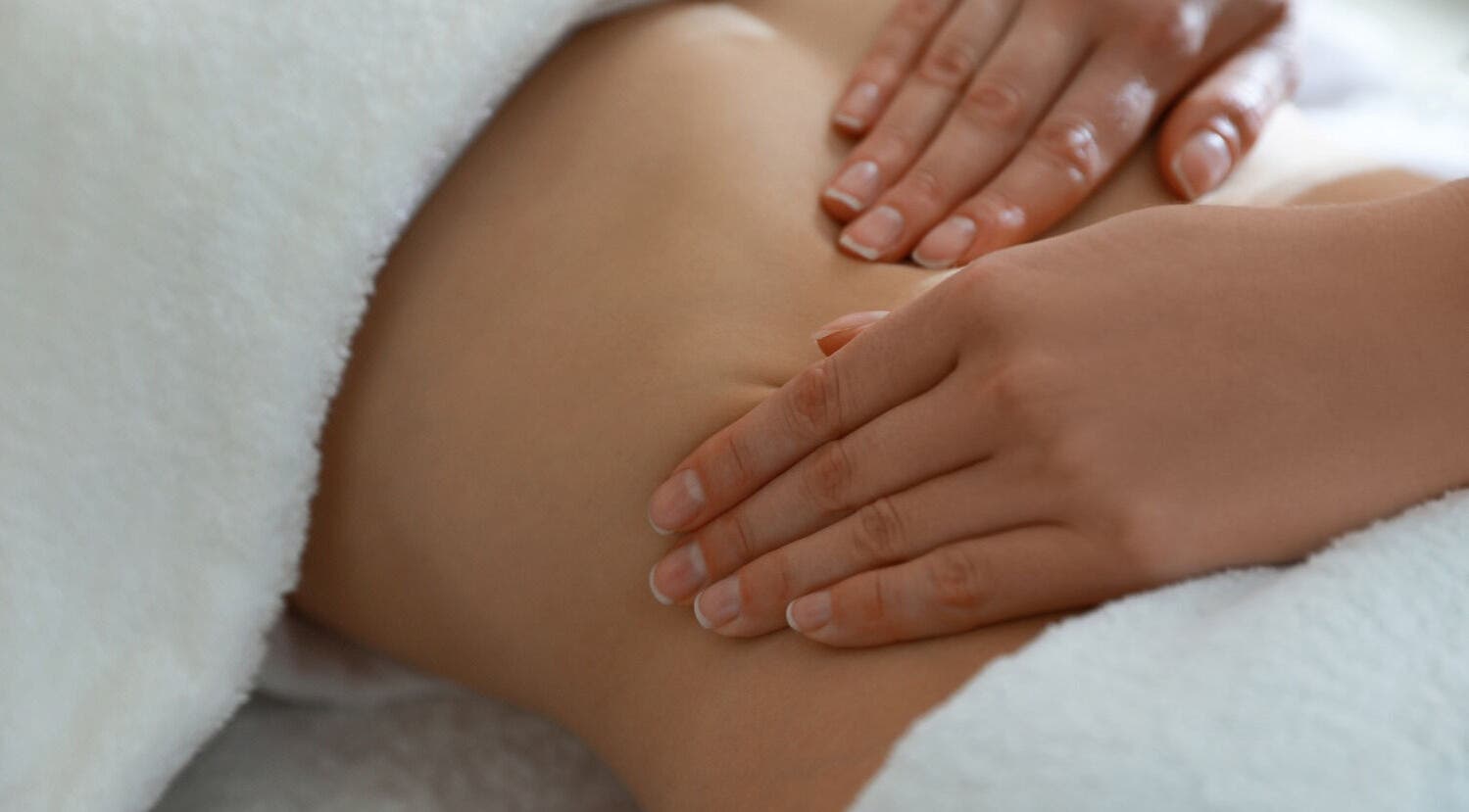 Relaxing massage at Skin & Scalp, Mississauga, Ontario, CA soothing body and mind.