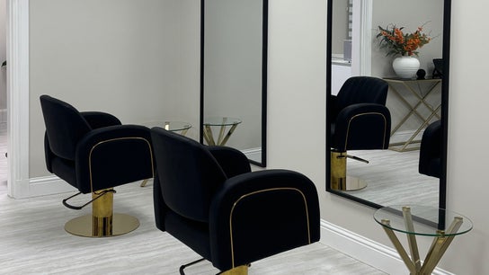 AmiCorsar-HairStylist