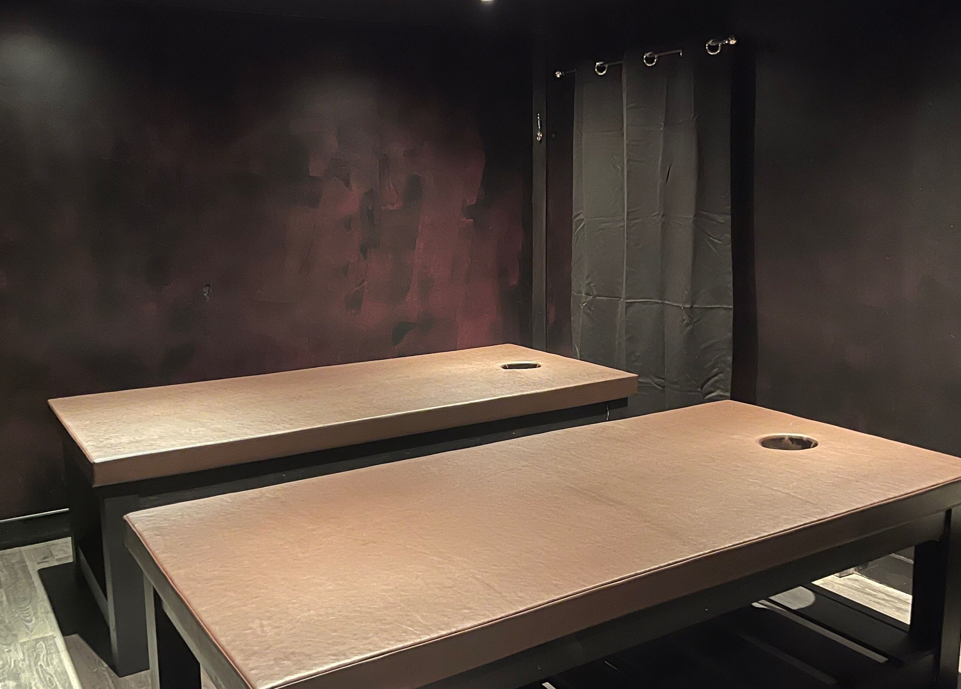 Tranquil massage room with twin tables at Ann’s Thai Massage in March, England, GB.