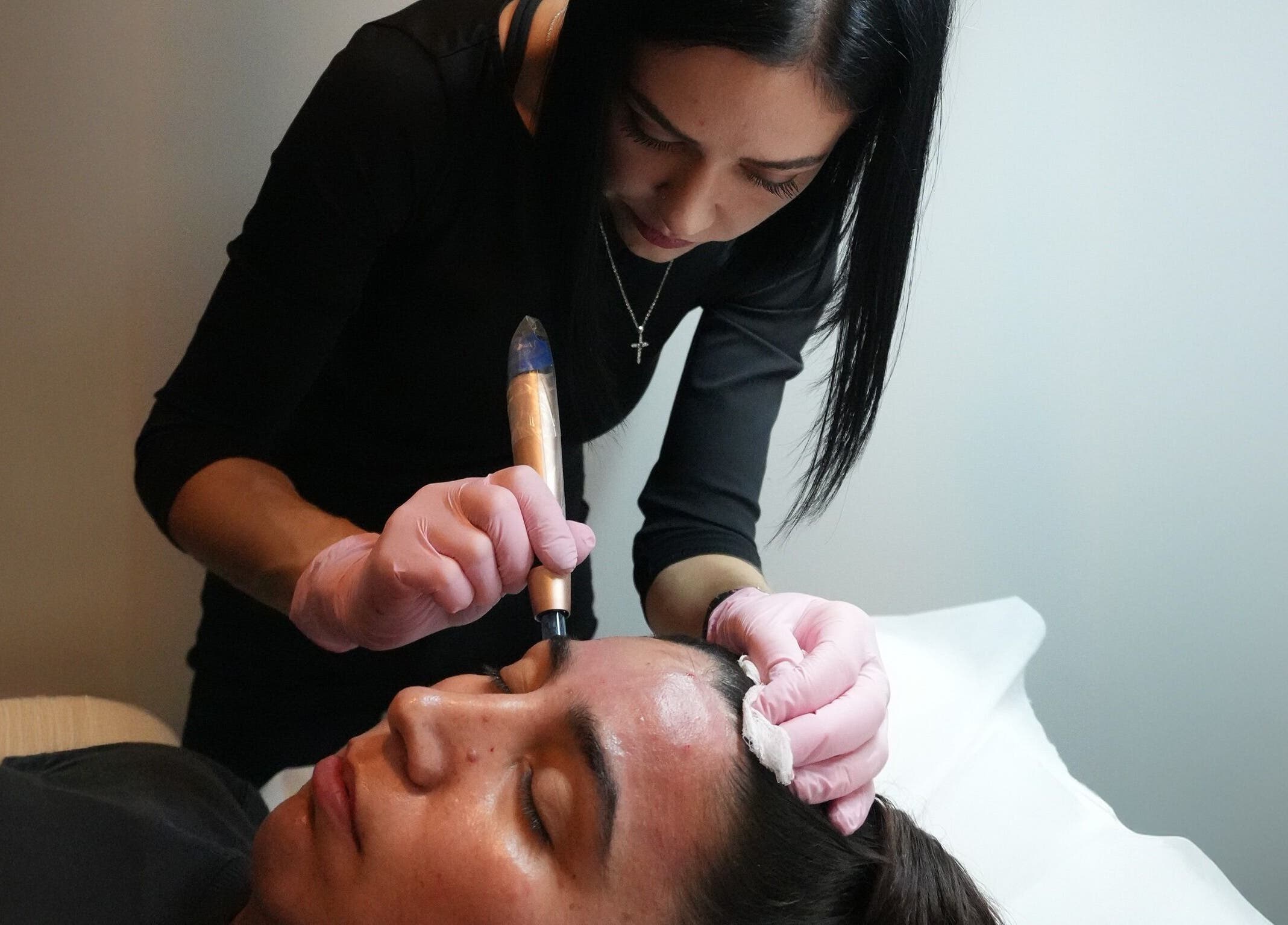 Expert facial treatment at Nivelle Aesthetics, Schaumburg, Illinois, US, enhancing skin health and radiance.