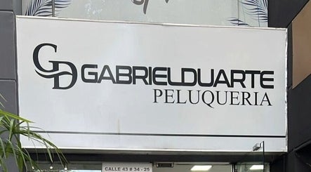 Entrance sign of Gabriel Duarte Peluquería in Bucaramanga, Santander, CO, showcasing stylish elegance.