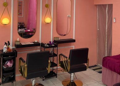 Interior Sea Beauty Salon And Studio dengan dekorasi elegan di Daerah Khusus Ibukota Jakarta, ID.