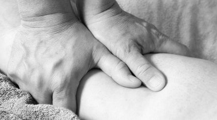Massage therapy at Bodyspec Jesmond in Newcastle upon Tyne, England, GB promoting wellness and relaxation.